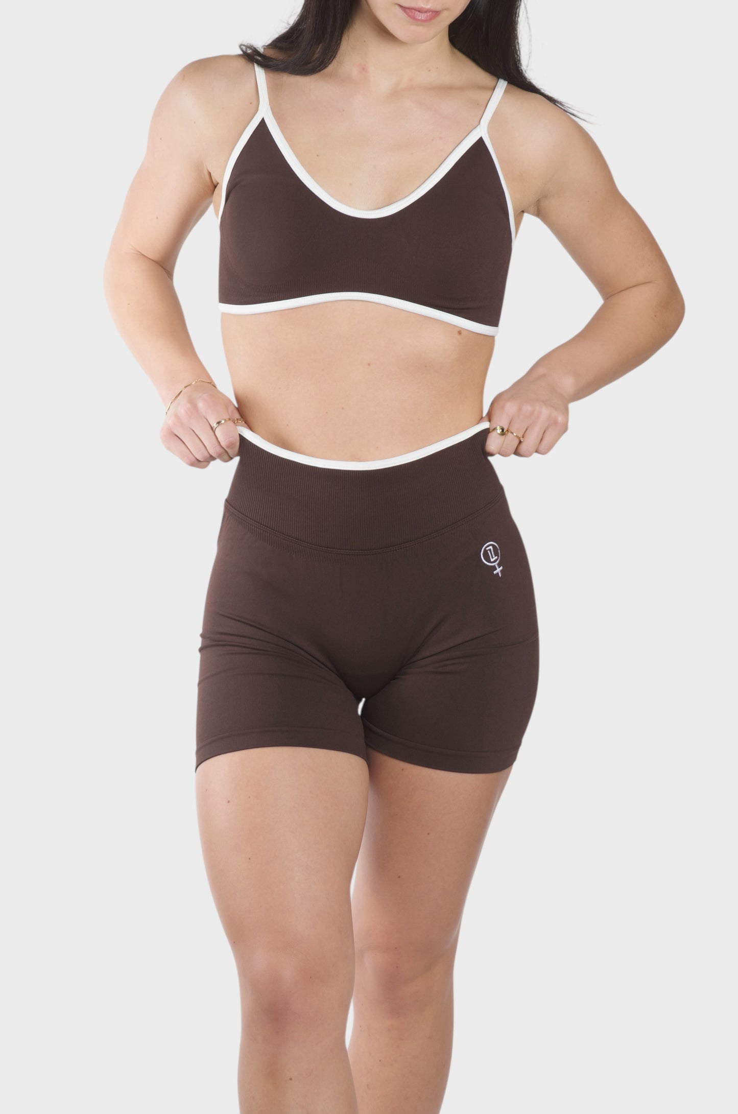 TCOOL WHITE LINE SCRUNCH TOP BROWN